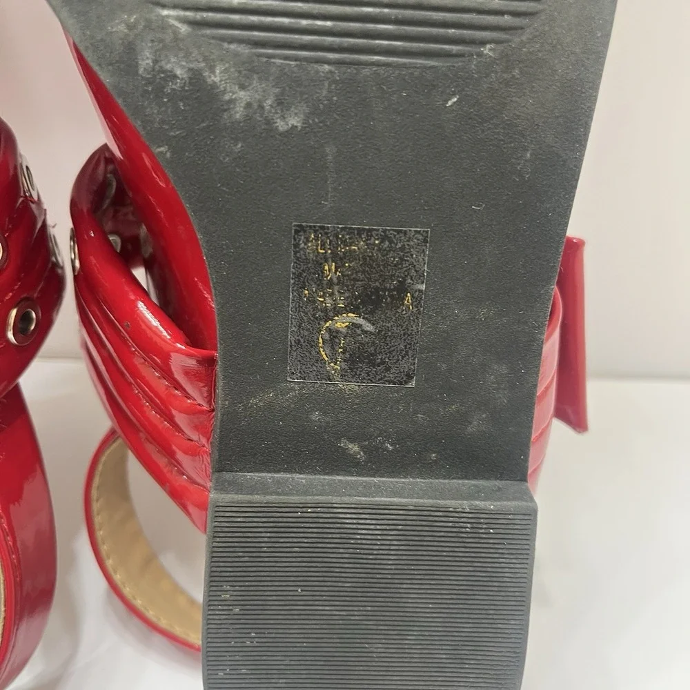 Steve Madden  Graya Flats Red Patent Chunky Buckles Silver Grommets Pointed